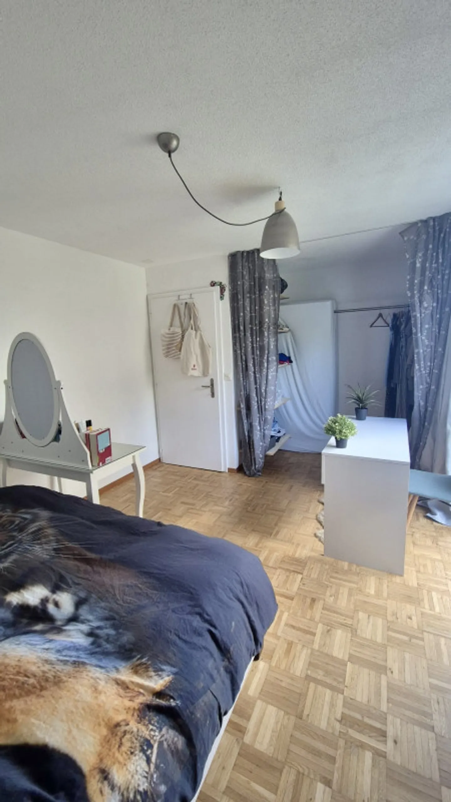 5,5-Zimmer-Wohnung im Erdgeschoss mit privatem Garten und Blick 10 Minuten von Fribourg - Foto 10 von 11