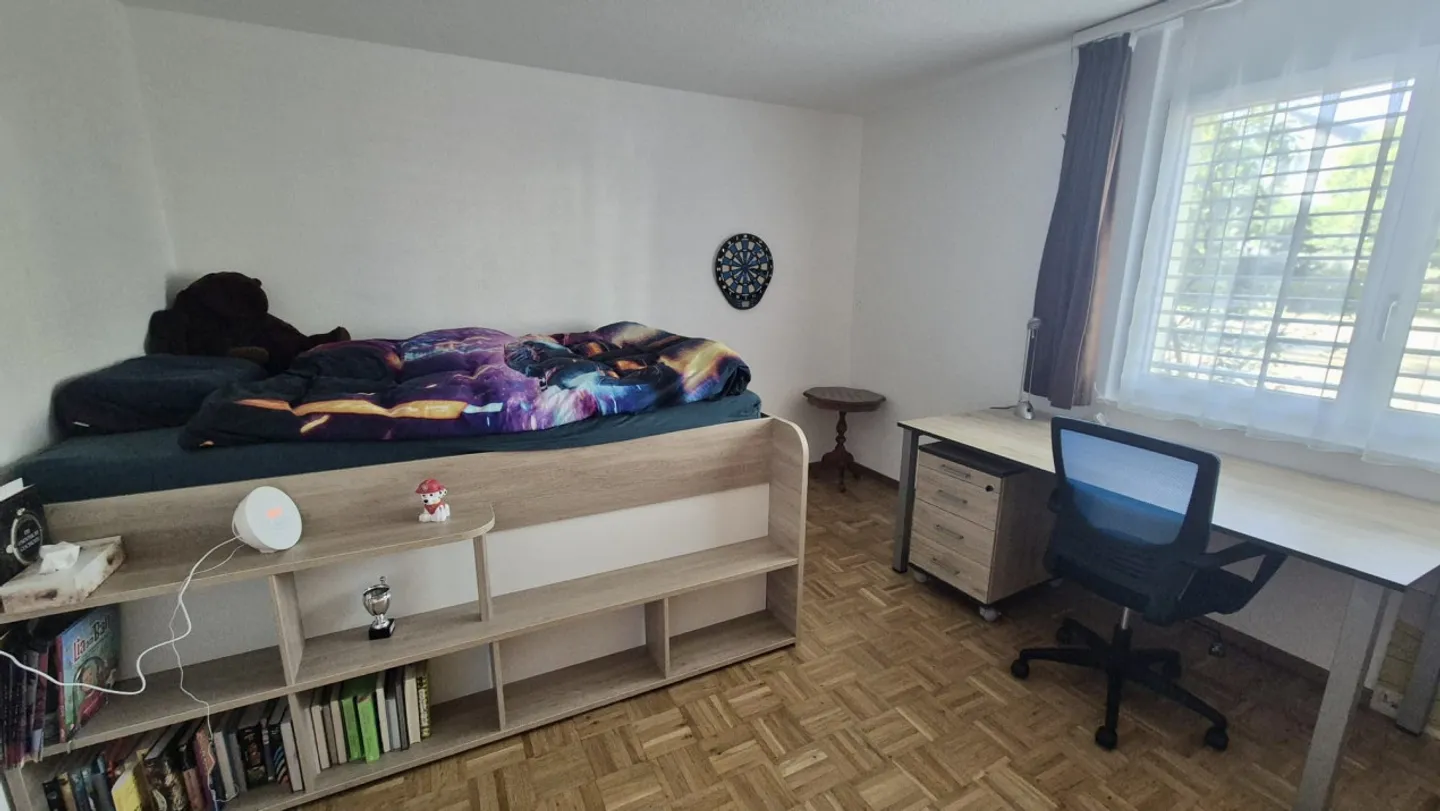 5,5-Zimmer-Wohnung im Erdgeschoss mit privatem Garten und Blick 10 Minuten von Fribourg - Foto 11 von 11
