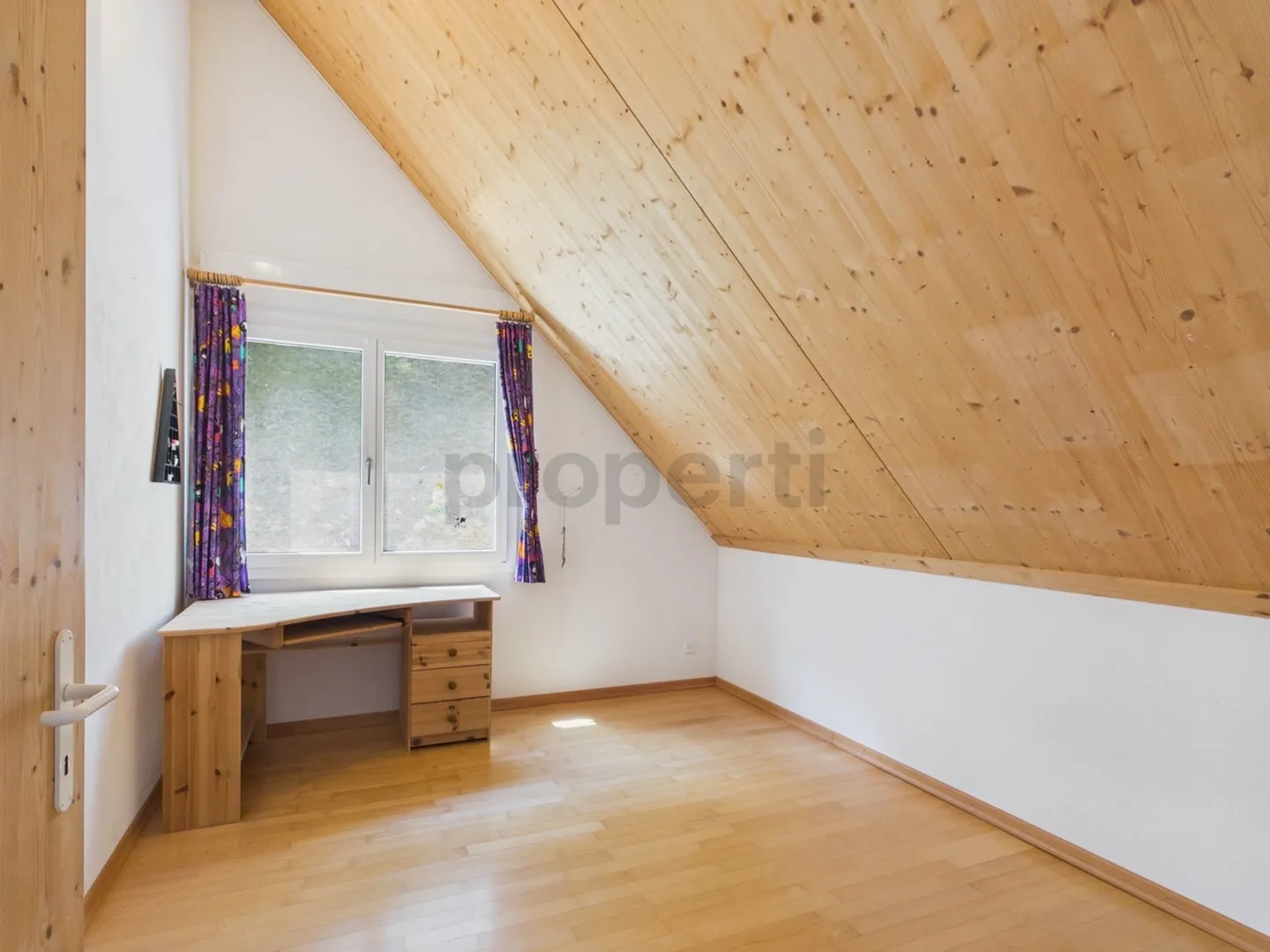 Ihr neues Zuhause mit Terrasse, Garten, Balkon und wunderbarer Aussicht - Foto 8 di 13