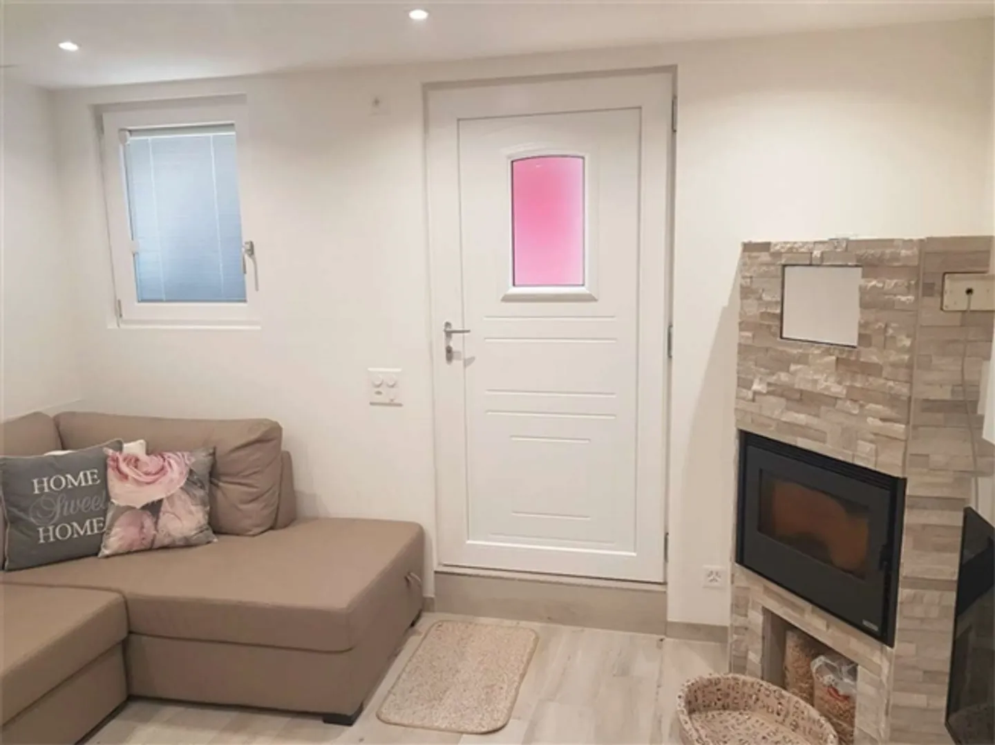 Nel vecchio villaggio, affascinanti 2,5 stanze - Foto 1 di 10