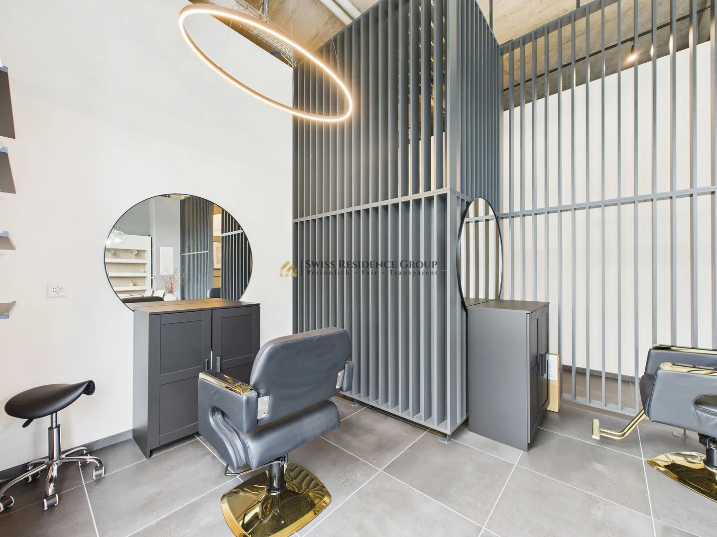 Spazio commerciale/praxis esclusivo con finiture di alta qualità in posizione centrale - Foto 8 di 17