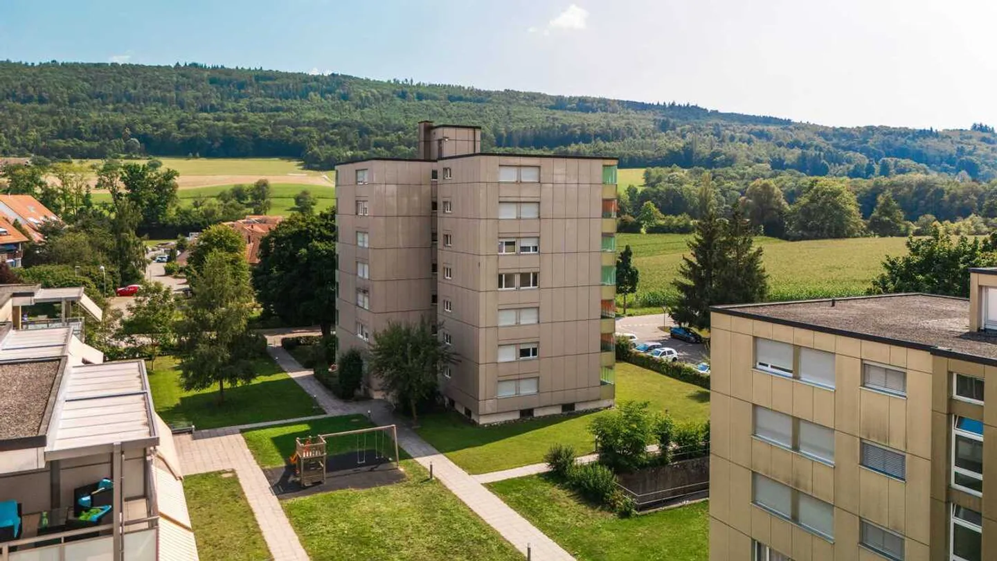 Appartamento ristrutturato di 3,5 locali con balcone a Wangen vicino a Olten - Foto 1 di 8