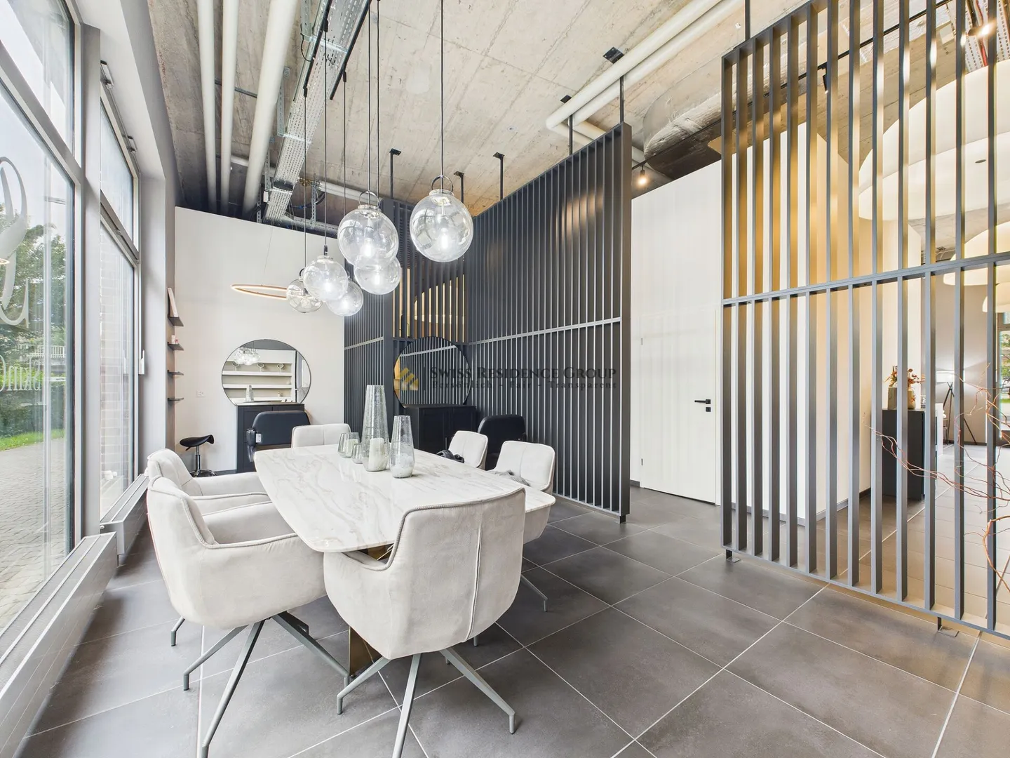 Spazio commerciale/praxis esclusivo con finiture di alta qualità in posizione centrale - Foto 6 di 17