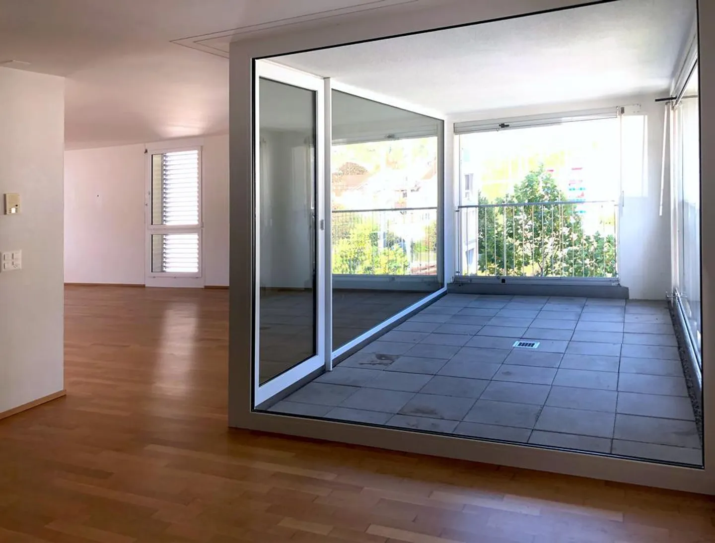 4.5-room apartment in a central location - Photo 4 of 9