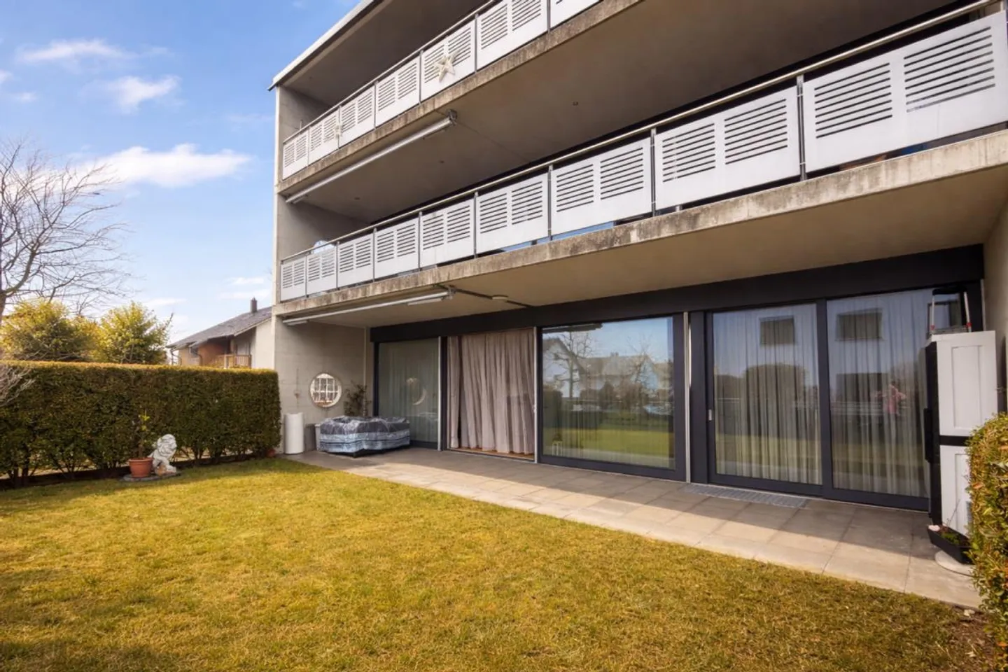 Noble Garden Apartment Fully Automated - Photo 1 of 14