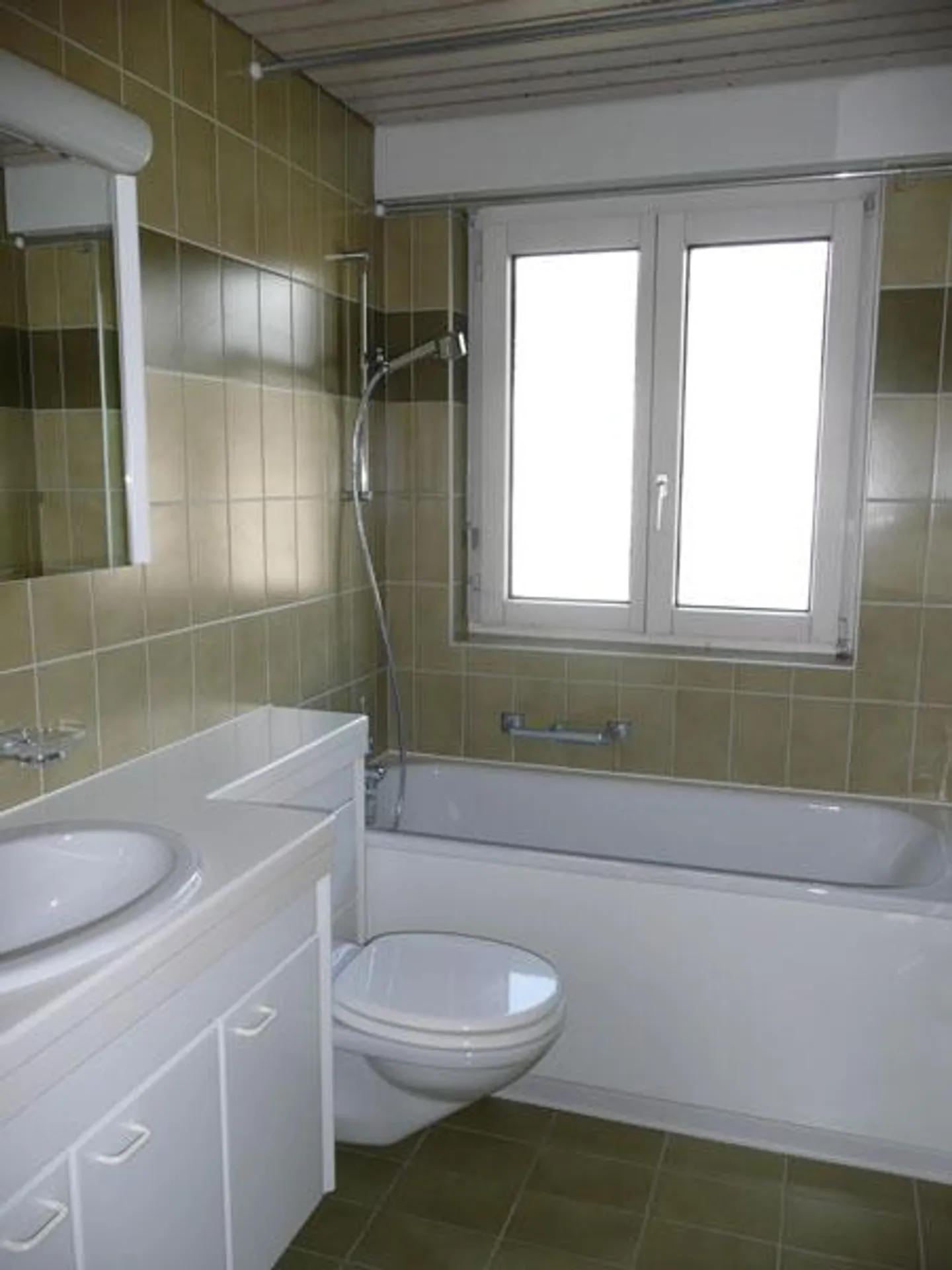 herzige Wohnung nähe Zentrum Uster - Foto 4 von 4