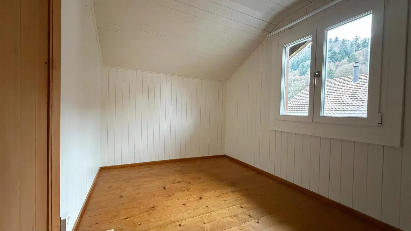 Maison calme en bordure de village avec potentiel de développement - Photo 6 sur 8