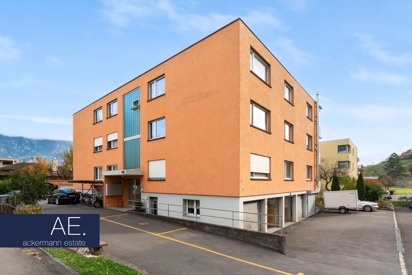 Living in a preferred neighborhood - charming apartment with stove and south balcony - Photo 9 of 9