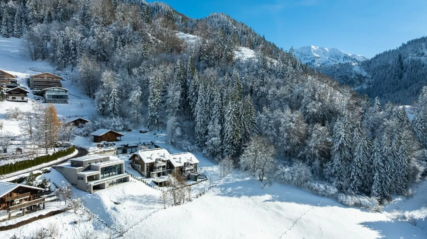 Appartement duplex avec garage : calme et verdure - Photo 2 sur 11