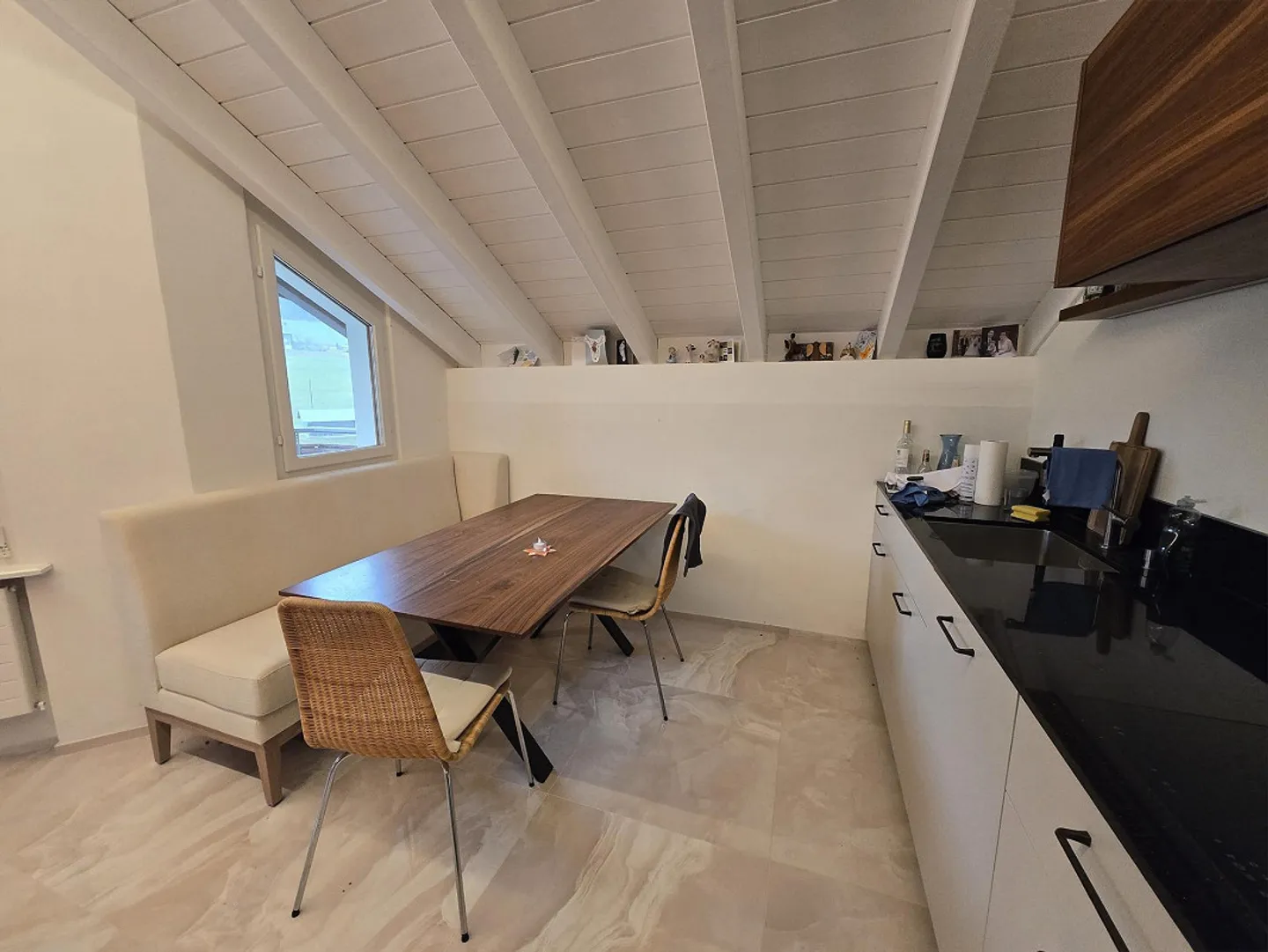 Appartamento 3.5 con molti extra in una casa a 3 famiglie - può anche essere arredato se desiderato - Foto 22 di 25