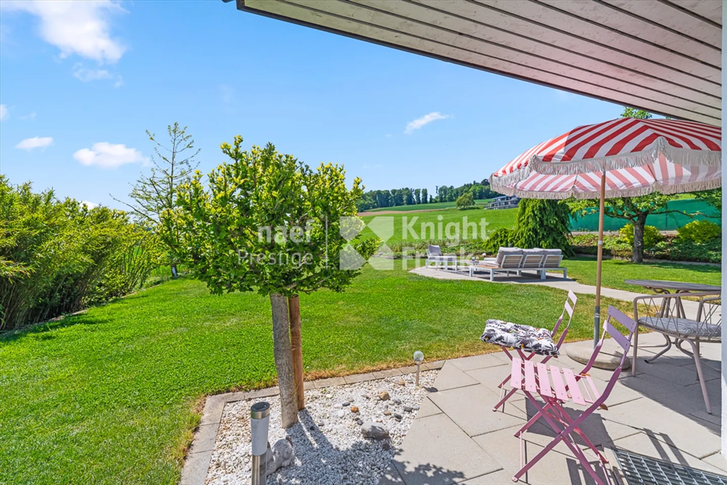 Elegante Villa Indipendente in Zona Verde - Foto 4 di 10
