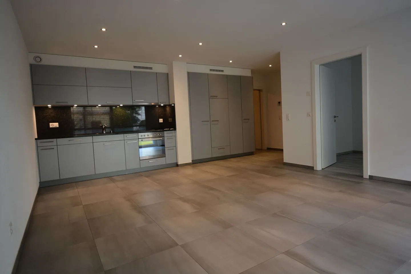 Charmante Wohnung in Sion - Foto 2 von 15