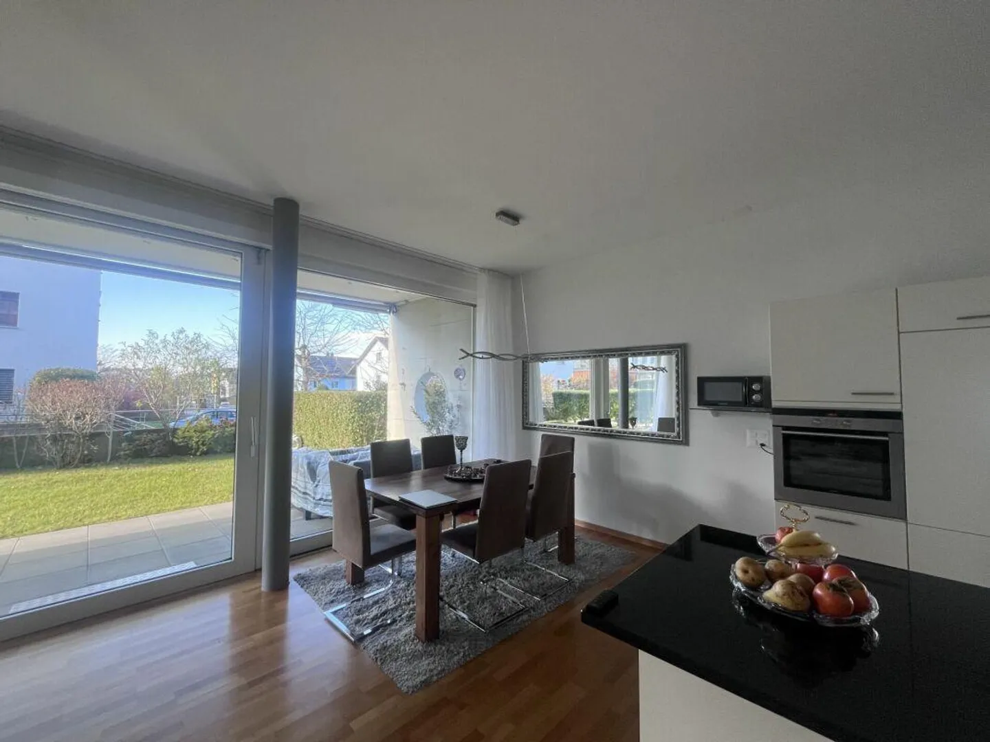 Noble Garden Apartment Fully Automated - Photo 4 of 14