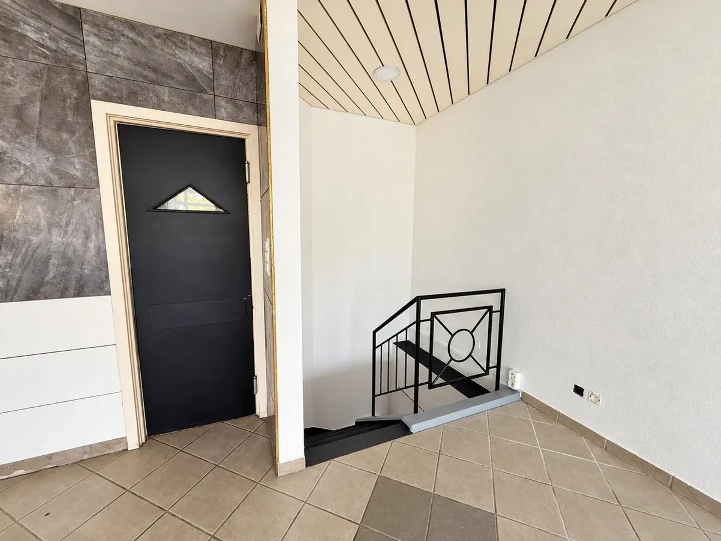 Espace Commercial Polyvalent - Photo 8 sur 17