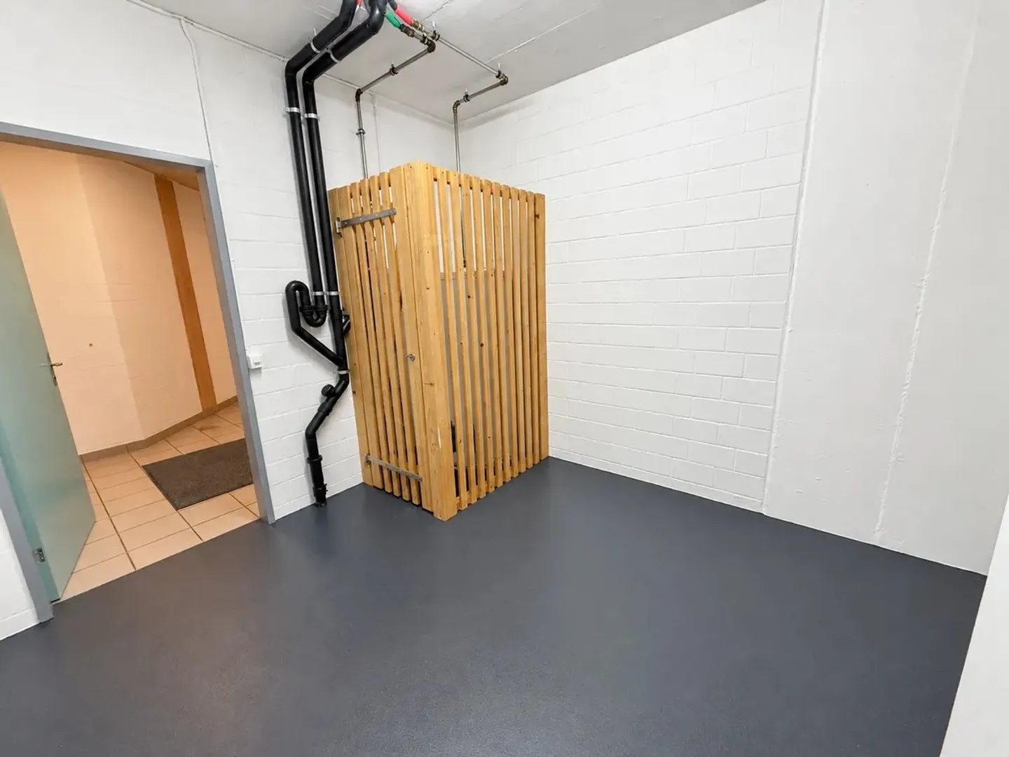 Espace Commercial Polyvalent - Photo 12 sur 17