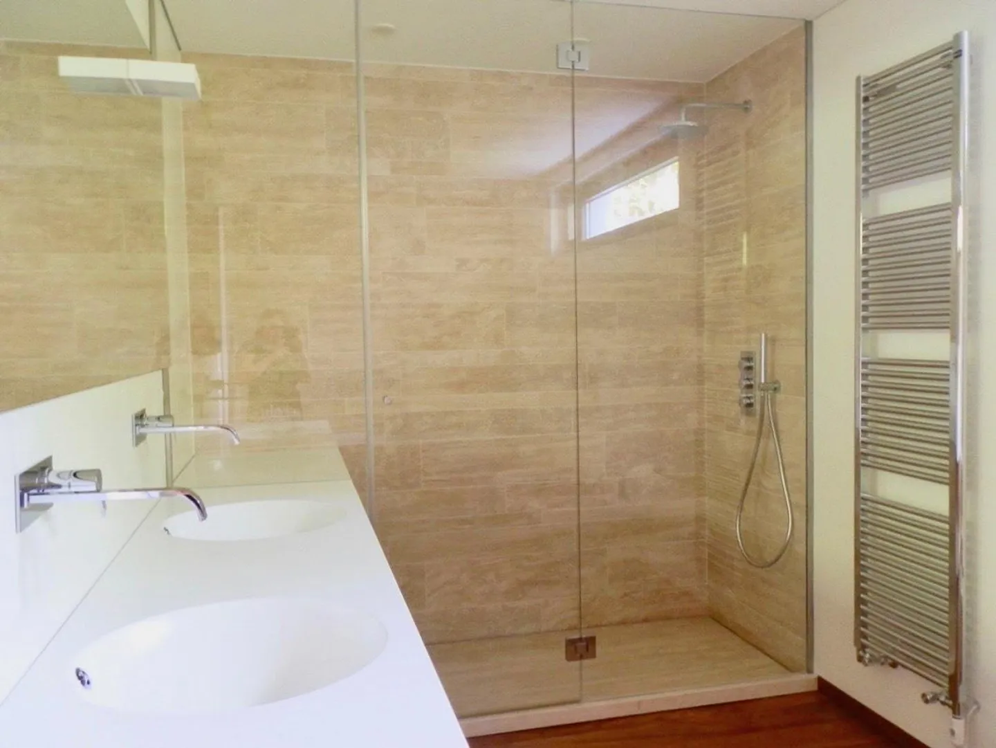 Appartement de Luxe à Porza avec Piscine et Vue sur le Lac de Lugano - Photo 11 sur 14