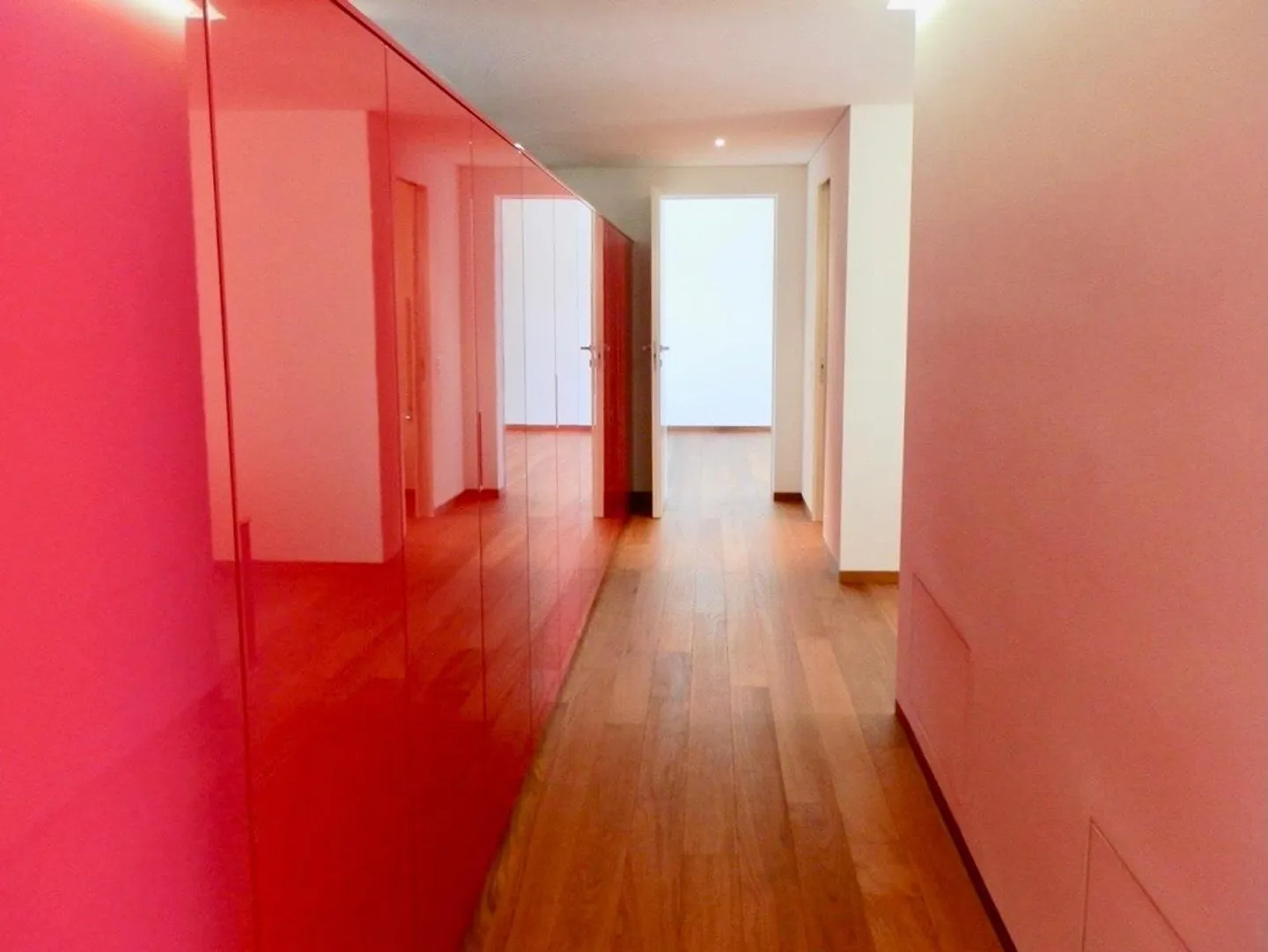 Appartement de Luxe à Porza avec Piscine et Vue sur le Lac de Lugano - Photo 12 sur 14