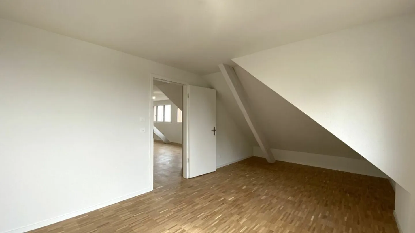 Große 4,5-Zimmer-Wohnung - Foto 8 von 15