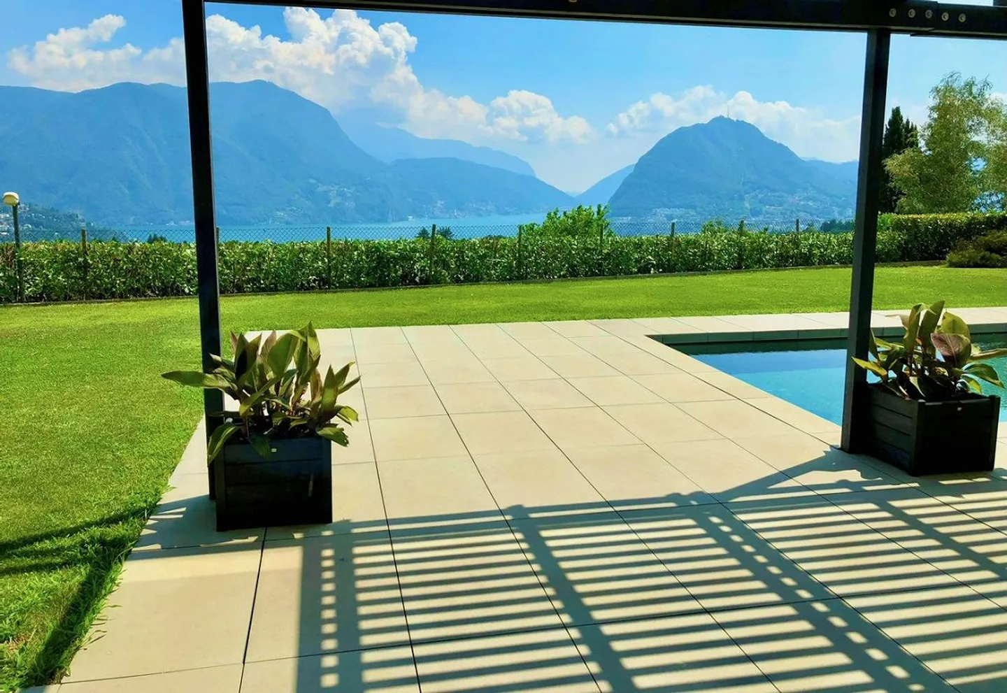 Appartement de Luxe à Porza avec Piscine et Vue sur le Lac de Lugano - Photo 4 sur 14
