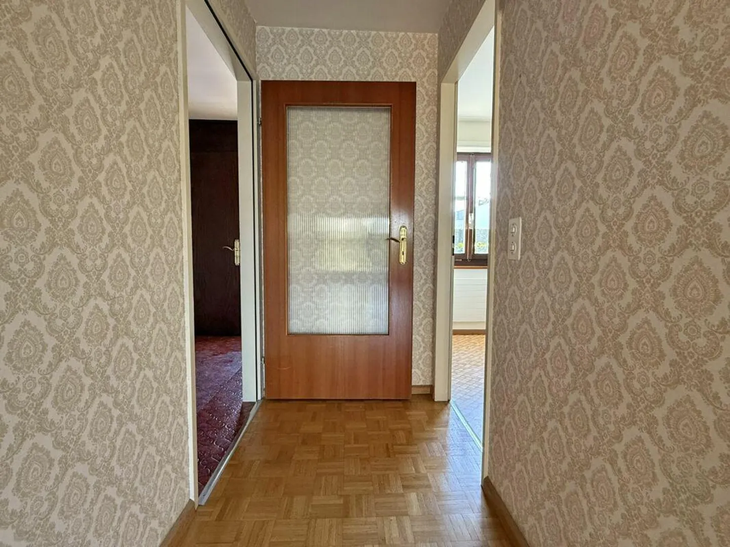 Maison de rangée d'angle dans un quartier résidentiel calme - Photo 4 sur 13