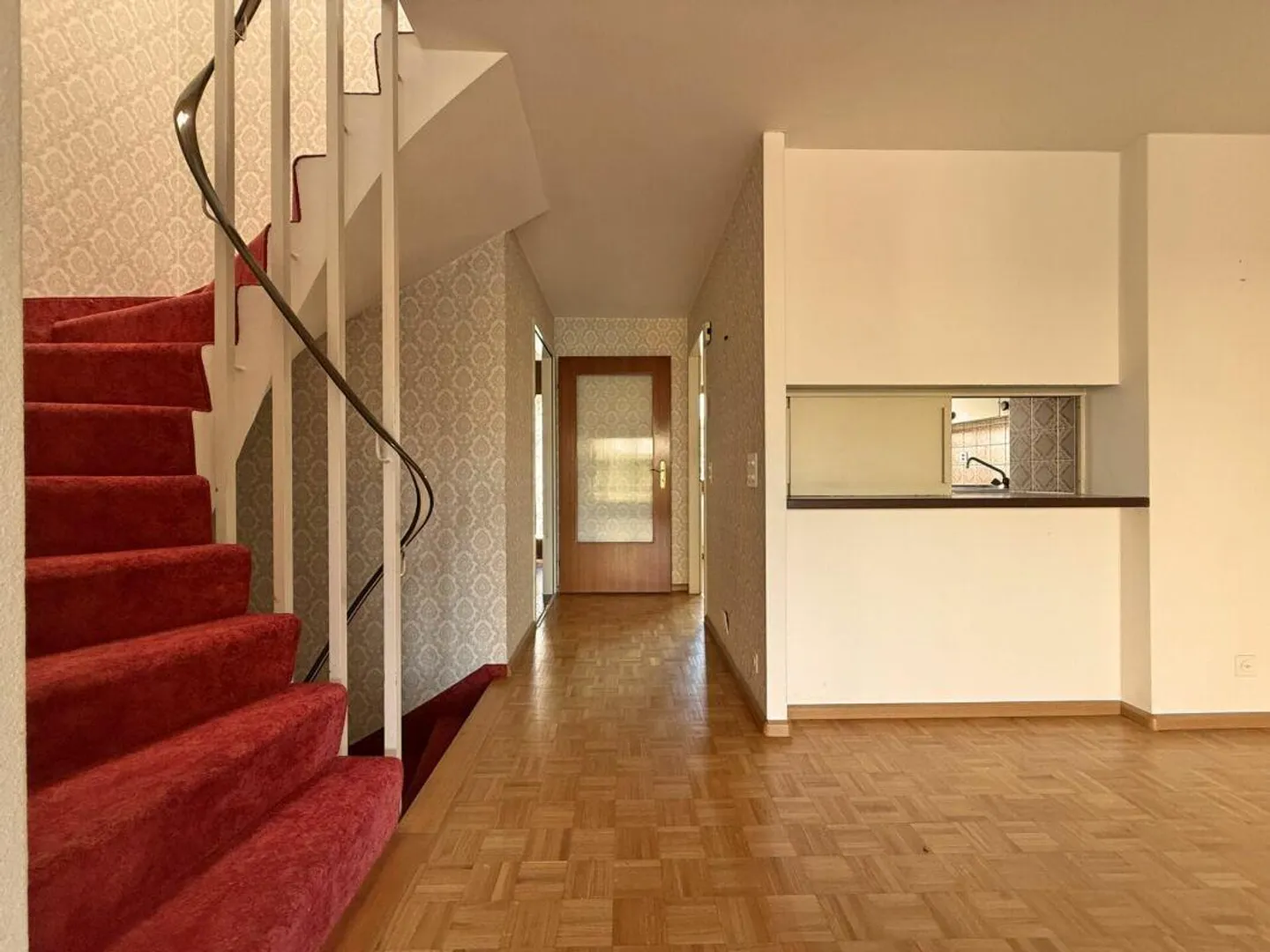 Maison de rangée d'angle dans un quartier résidentiel calme - Photo 7 sur 13