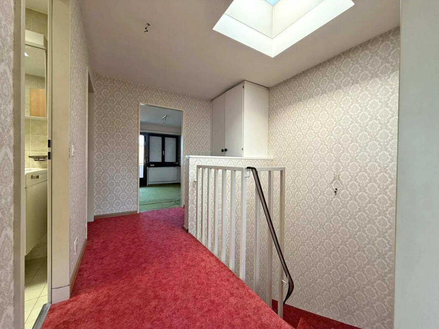 Maison de rangée d'angle dans un quartier résidentiel calme - Photo 8 sur 13