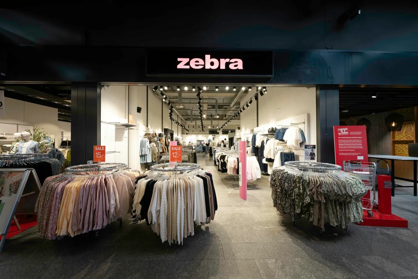 Ladenfläche mit 160m² in Shopping Center - Migros Bubendorf - Foto 3 von 9