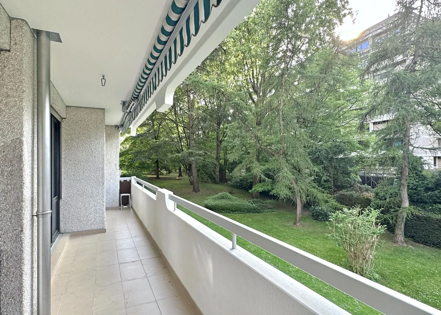 7-Zimmer-Wohnung in Genf - Obergeschoss - Foto 9 von 23