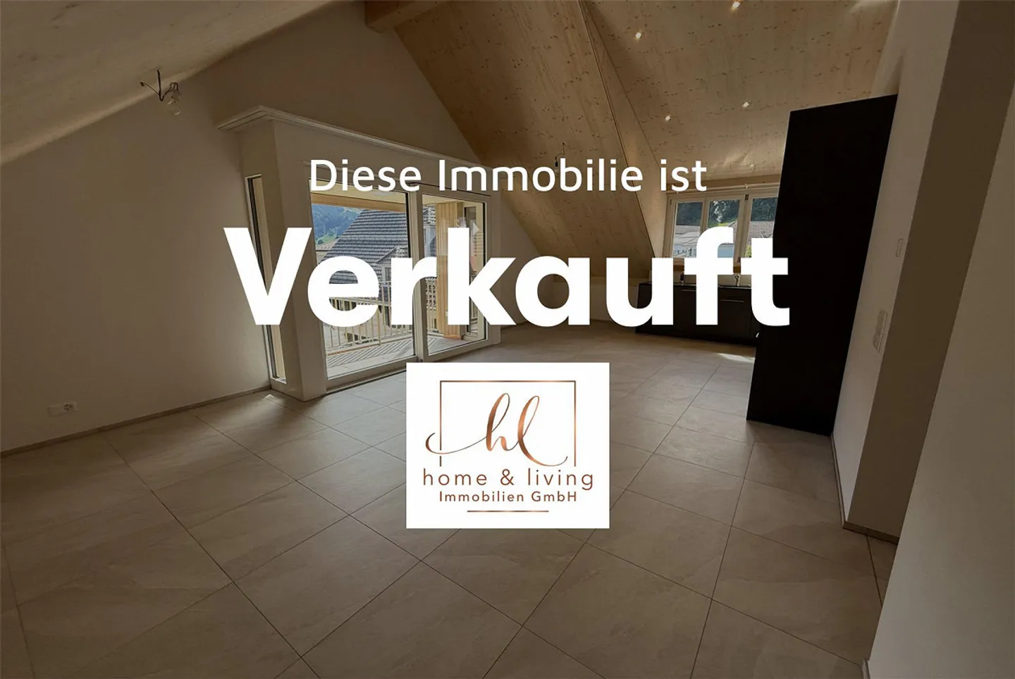 Appartement en Attique de Standard de Propriété - Photo 1 sur 9