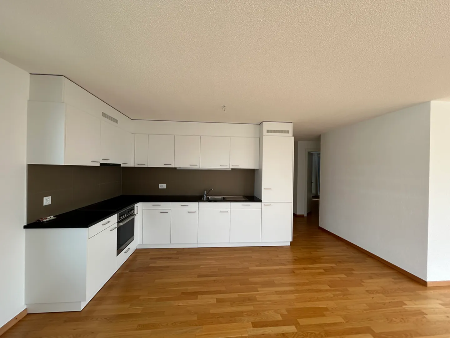 Appartement en Attique avec Terrasse - Photo 3 sur 7