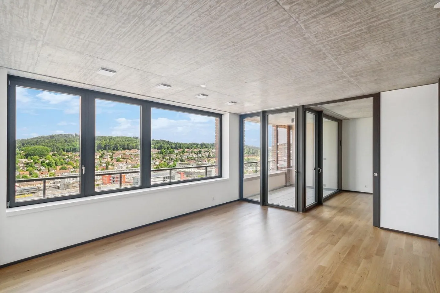 Modern 2.5-room apartment in Lokstadt - Photo 3 of 7