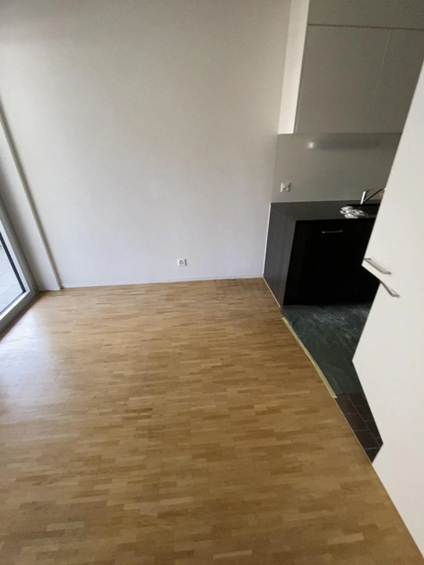 Appartement spacieux avec balcon - Photo 5 sur 7