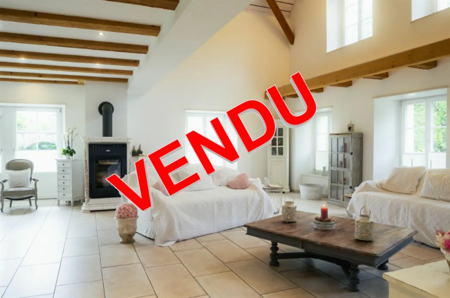 Casa 9 stanze - Foto 1 di 13