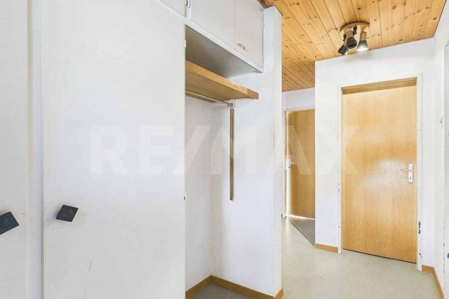 Detached Single-Family Home with Reserves for Individual Adjustments - Photo 9 of 13