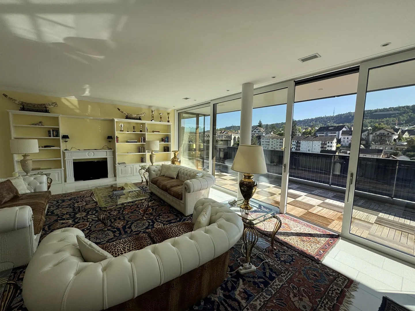 Exclusive Penthouse Apartment with Rhine View – Living at the Highest Level - Photo 1 of 20