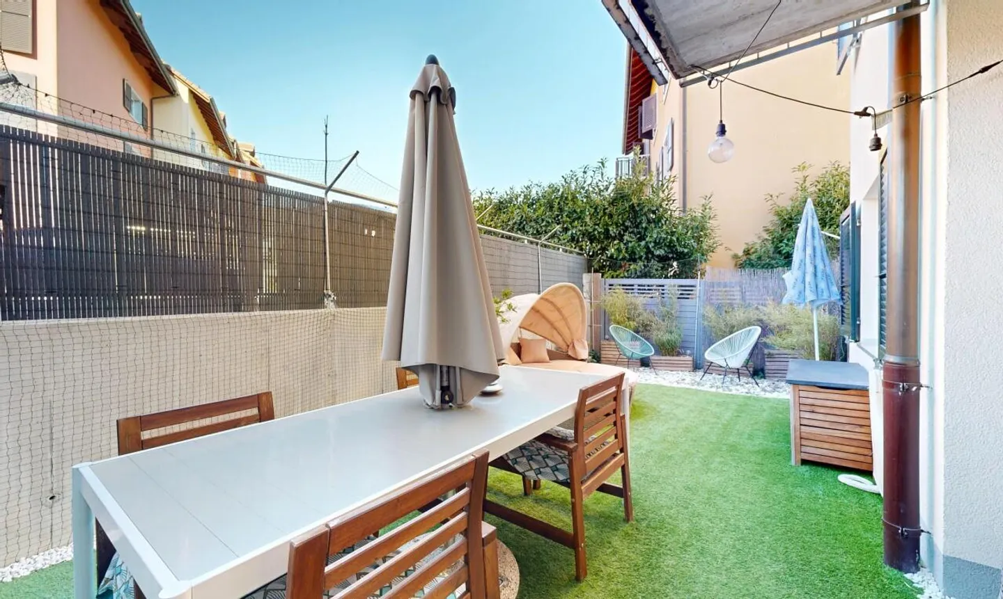 UN QUADRO DI VITA TRA MONTAGNE E SERENITÀ A PUIDOUX - Foto 8 di 13