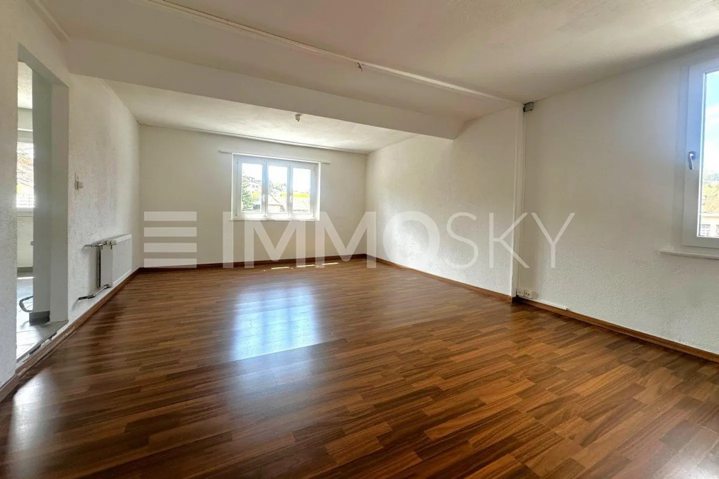 Ertragsstarkes Mehrfamilienhaus mit Wohn- und Gewerbeflächen - Foto 3 von 5