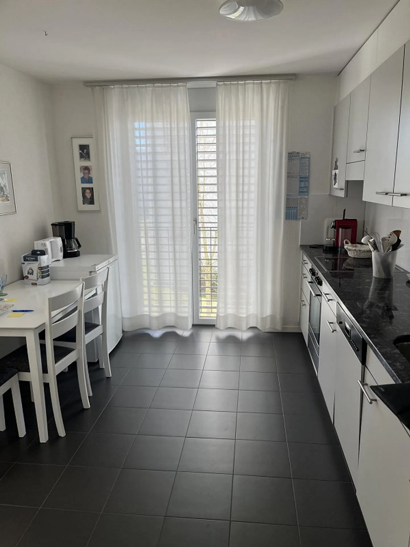Appartement spacieux de 4,5 pièces à louer au 2ème étage - Photo 4 sur 7