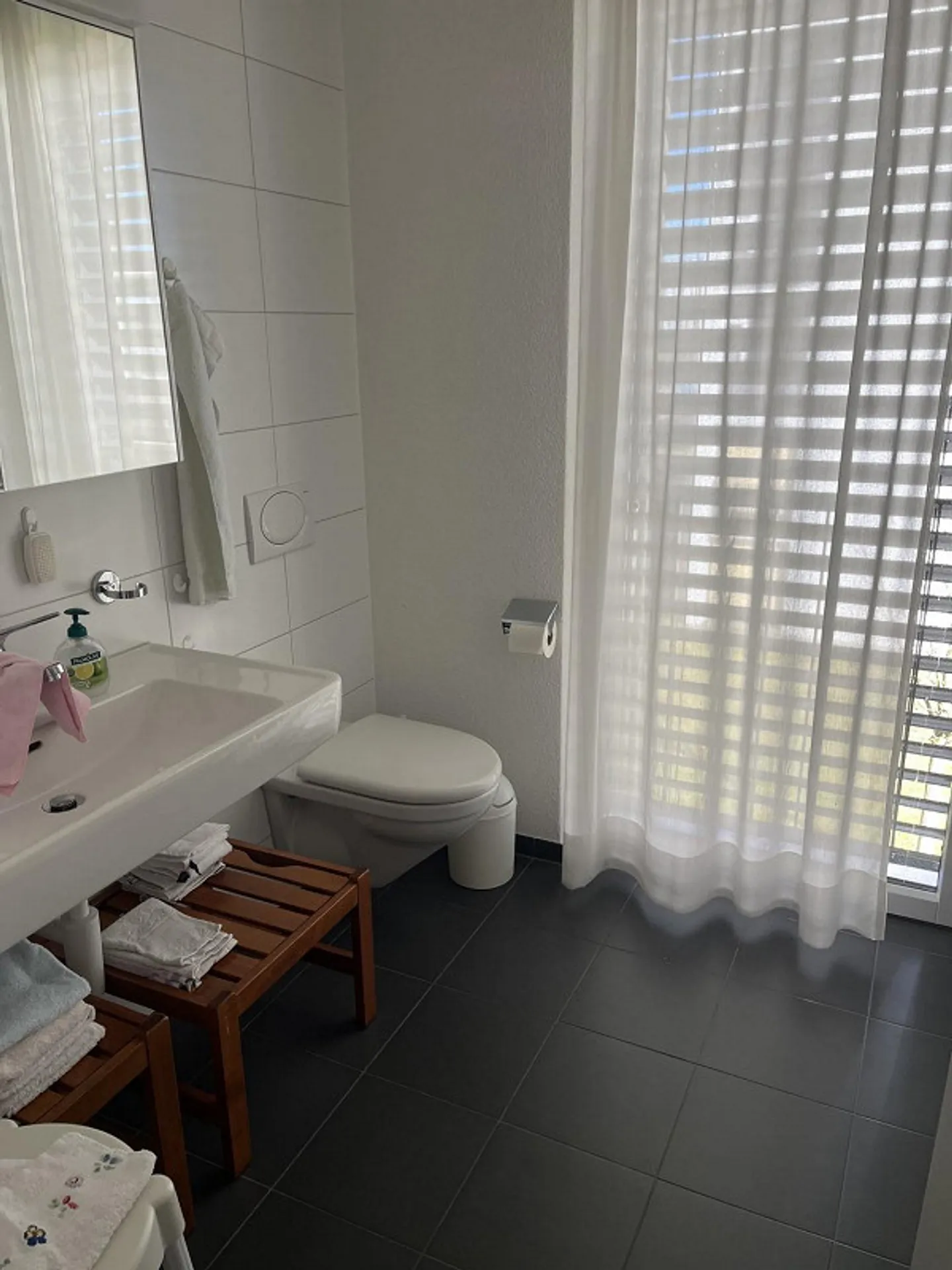 Appartement spacieux de 4,5 pièces à louer au 2ème étage - Photo 5 sur 7