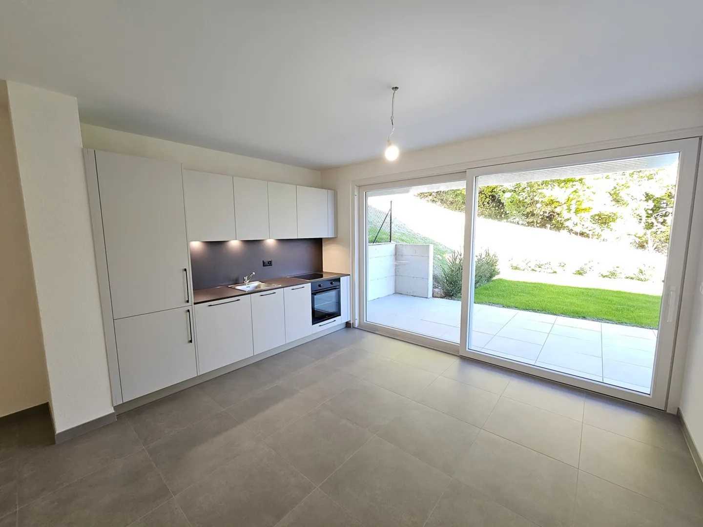 NEUE 2,5-ZIMMER-WOHNUNG ZU VERMIETEN IN CHERMIGNON - Foto 1 von 10