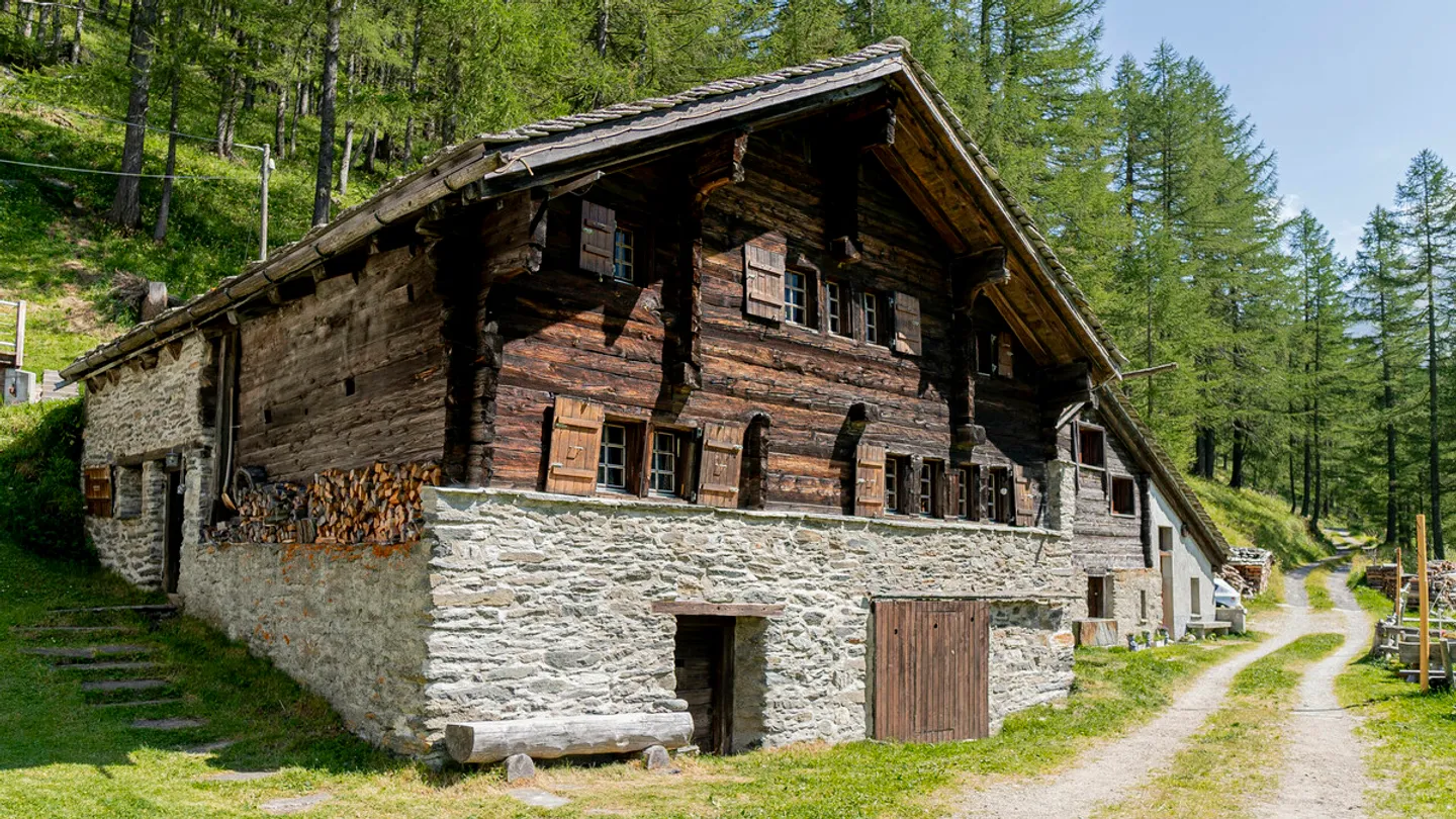 Casa walser storicamente preziosa sul Simplon - Foto 1 di 13