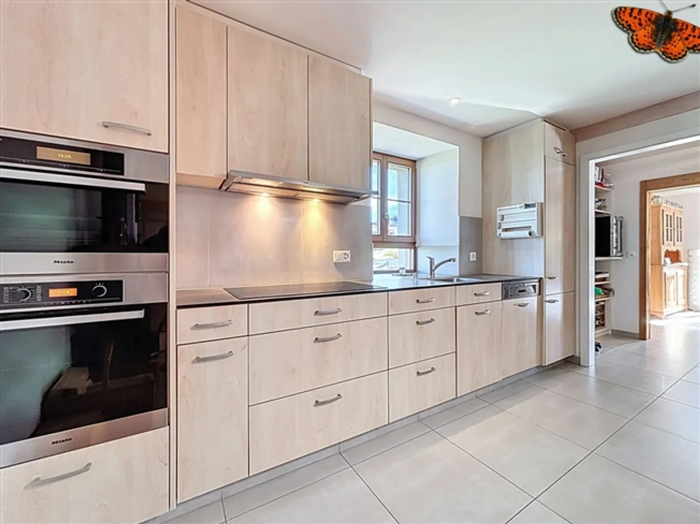 Appartamento impressionante di 4,5 stanze in un fienile ristrutturato a Villarsiviriaux - Foto 2 di 14