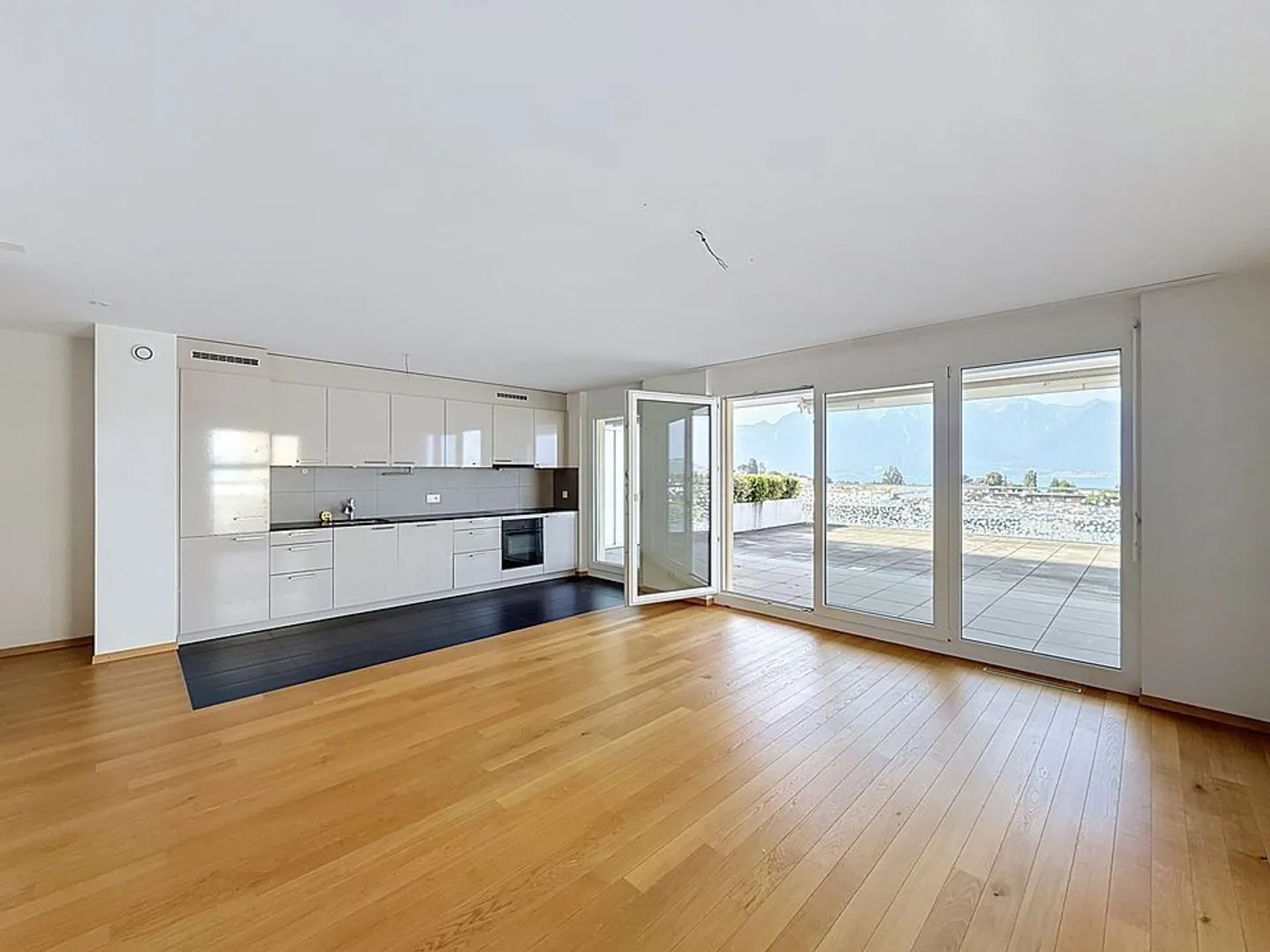 Charming Apartment with Lake View - Photo 1 of 10