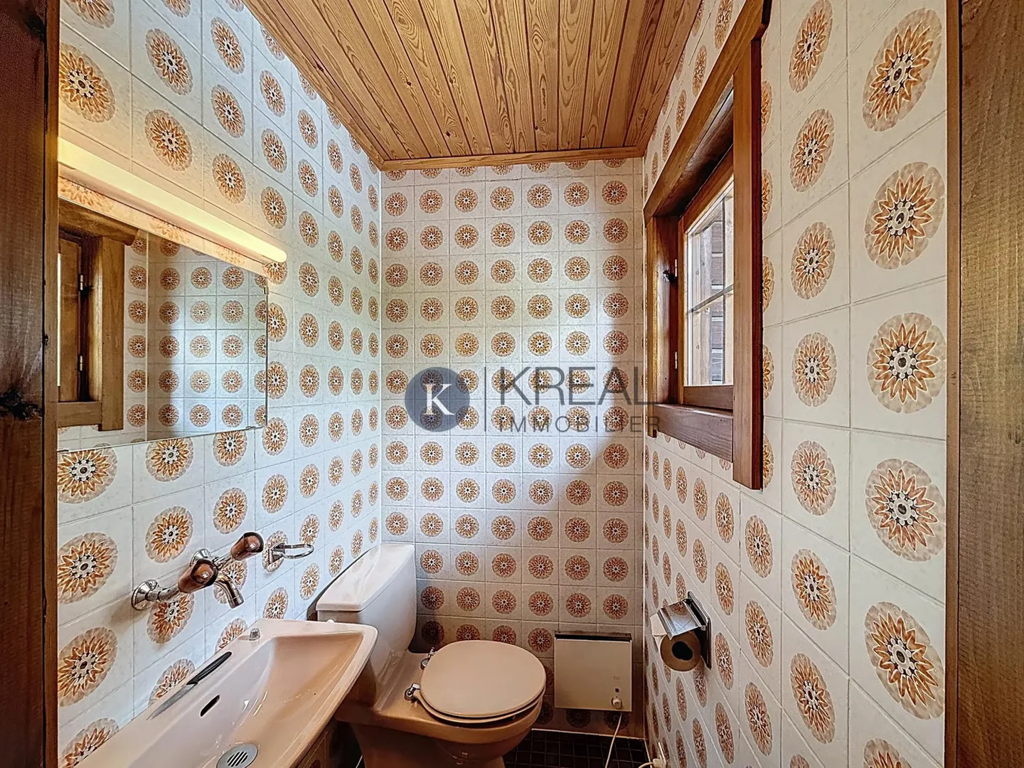 Chalet 5,5 pièces avec vue panoramique - Potentiel de rénovation - Photo 5 sur 12