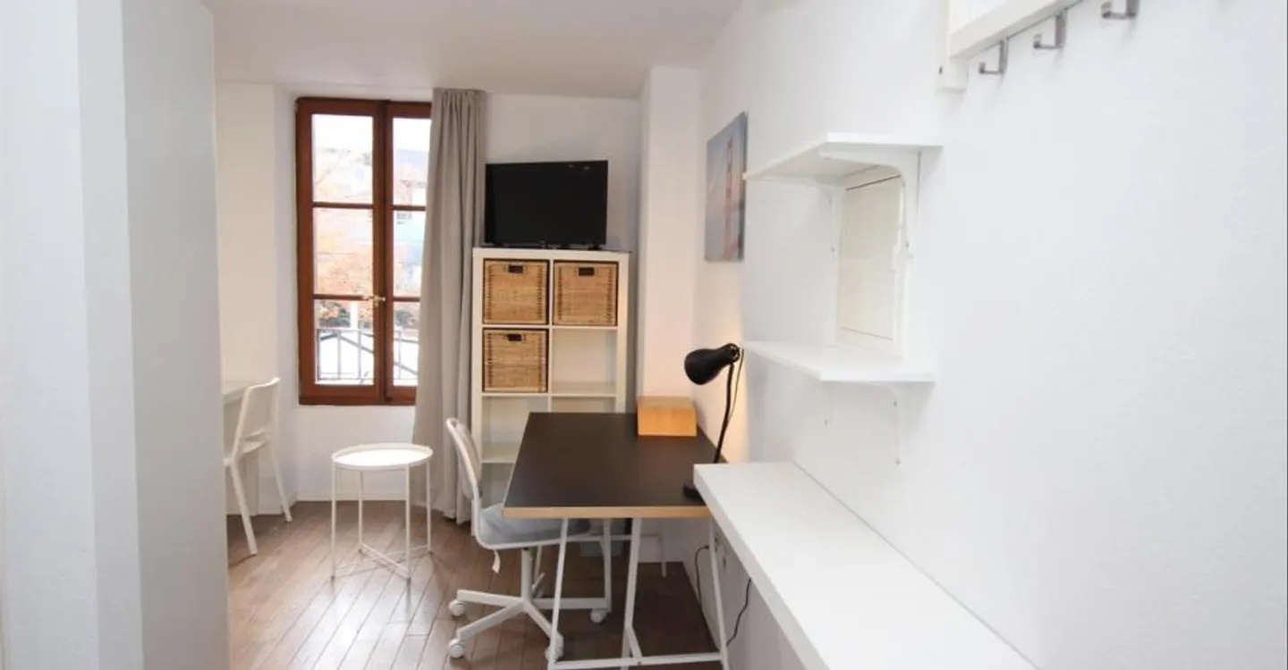 Charming Studio in Montbrillant - Photo 6 of 6