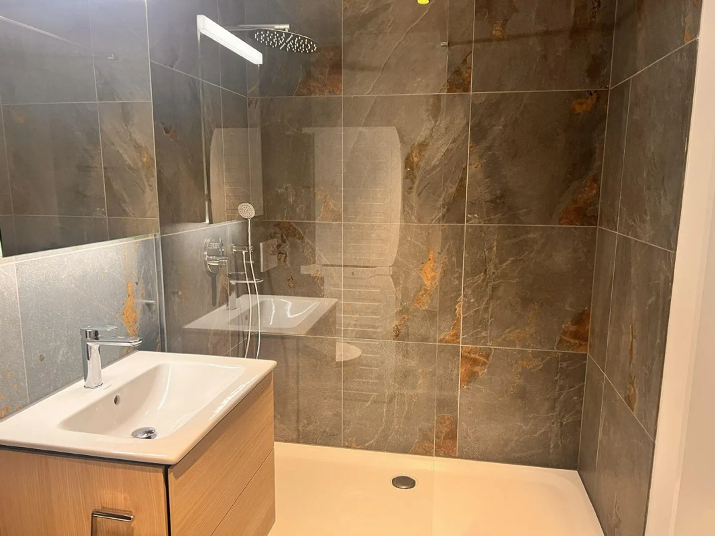 C0.3 - WEIDLIFE - VIVERE AL PULSO DELLA CITTÀ - Foto 4 di 5