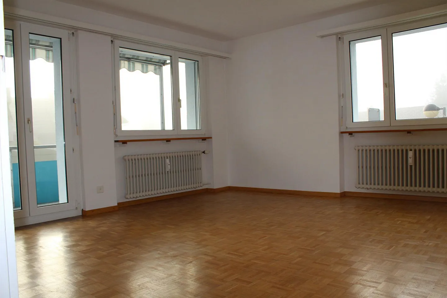 Helle 3-Zimmer-Wohnung mit Balkon - Foto 4 von 8