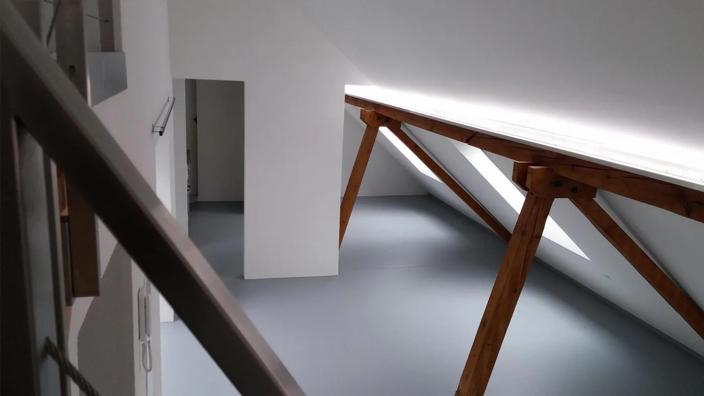 Appartamento Loft Moderno in Città - Foto 1 di 13