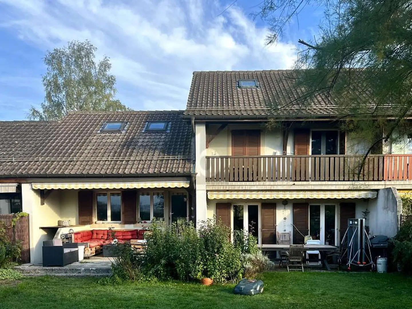 Charmantes Haus für die ganze Familie - Foto 1 von 6