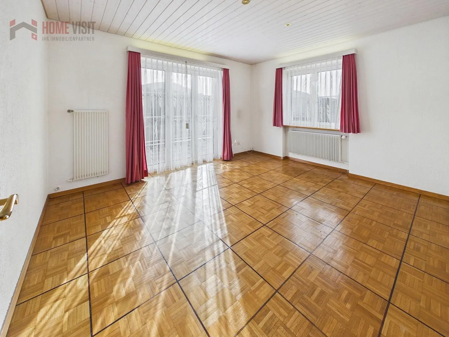 Charmantes Einfamilienhaus mit Wintergarten - Foto 2 von 21